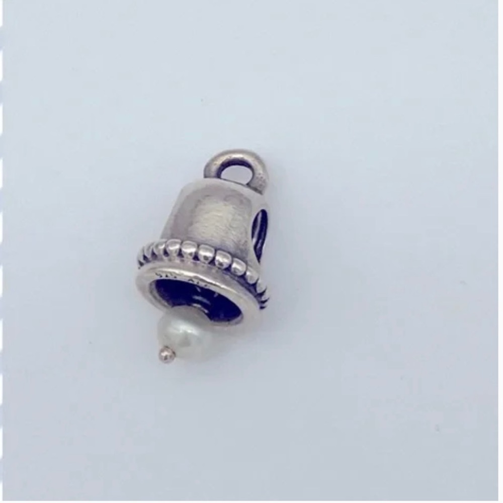 Aut. Christmas/ Wedding Bell with Pearl charm
